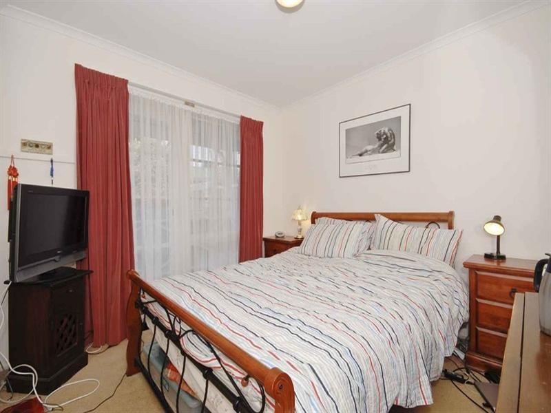 2/100 Mount View Parade, Croydon VIC 3136