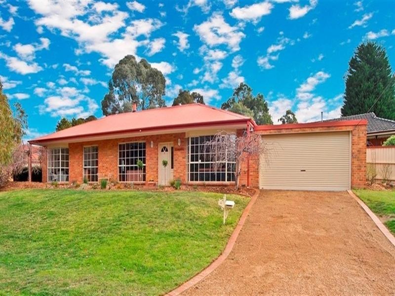 43 Settlers Hill Crescent, Croydon Hills VIC 3136