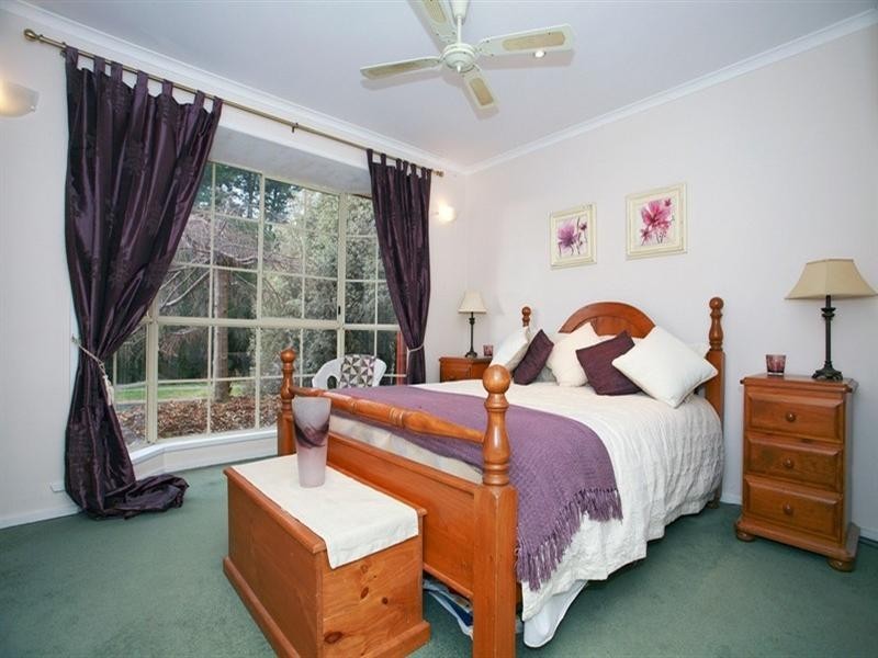 43 Settlers Hill Crescent, Croydon Hills VIC 3136