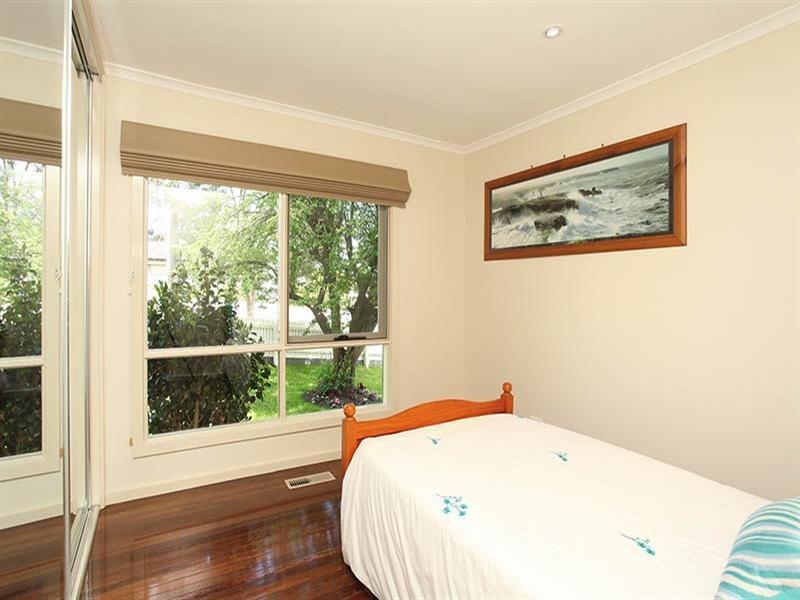 26 DUNOON Street, Mooroolbark VIC 3138
