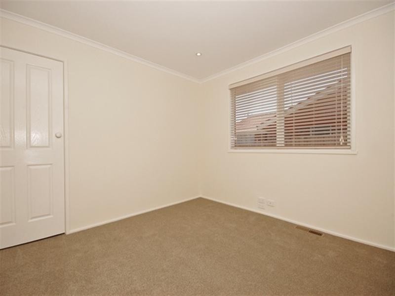 48 KIMBERLEY Drive, Chirnside Park VIC 3116