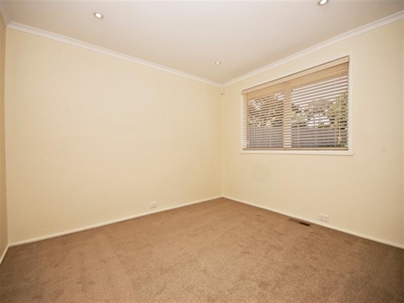 48 KIMBERLEY Drive, Chirnside Park VIC 3116