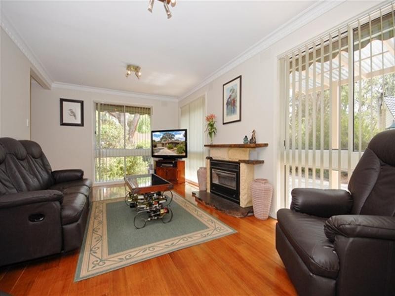 32 LEE ANN Crescent, Croydon VIC 3136