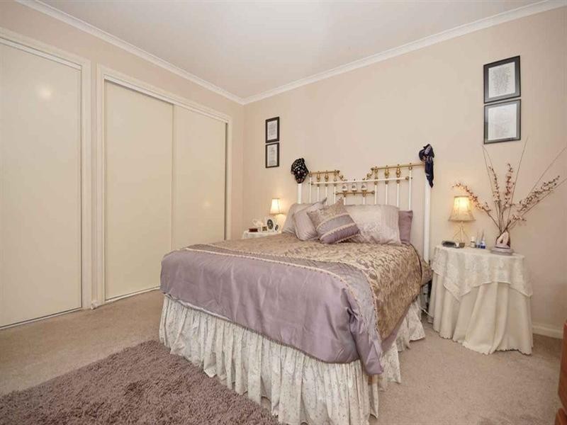 29 Beaufort Road, Croydon VIC 3136