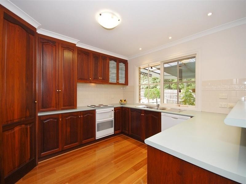 27 CLARKEDALE Rise, Kilsyth South VIC 3137