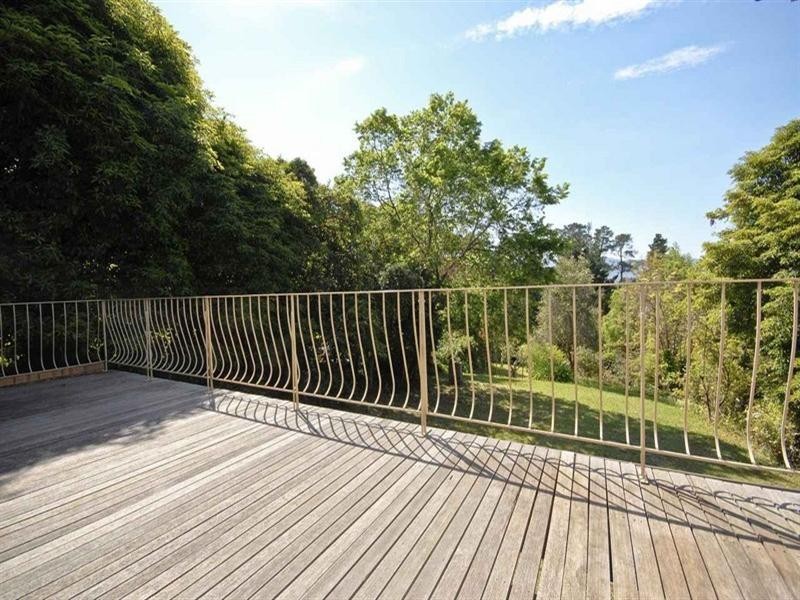 63 Montana Parade, Croydon VIC 3136