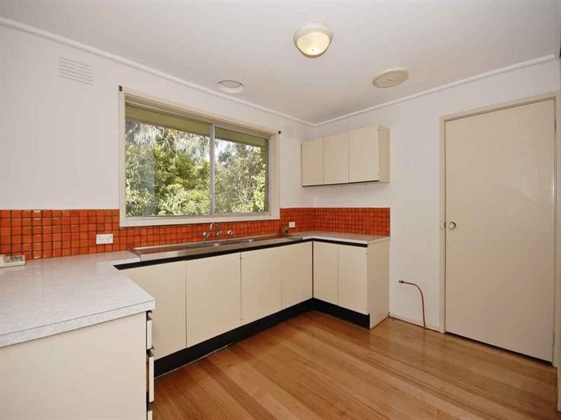 63 Montana Parade, Croydon VIC 3136