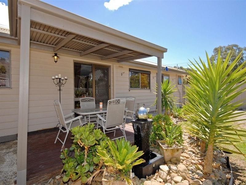 42 HARVEST Drive, Chirnside Park VIC 3116