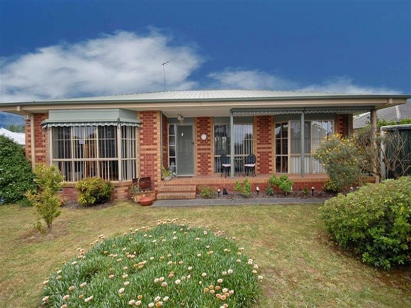 1, 425 MT DANDENONG Road, Croydon VIC 3136