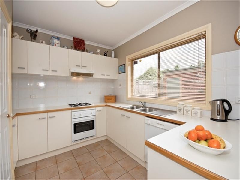 1, 425 MT DANDENONG Road, Croydon VIC 3136