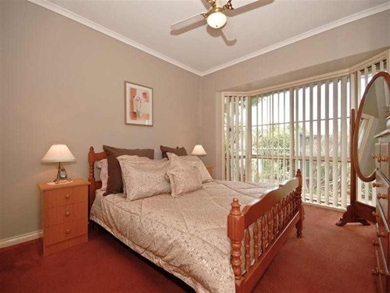 1, 425 MT DANDENONG Road, Croydon VIC 3136