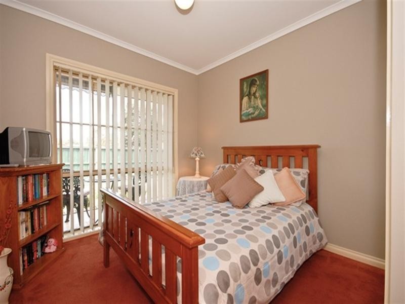 1, 425 MT DANDENONG Road, Croydon VIC 3136