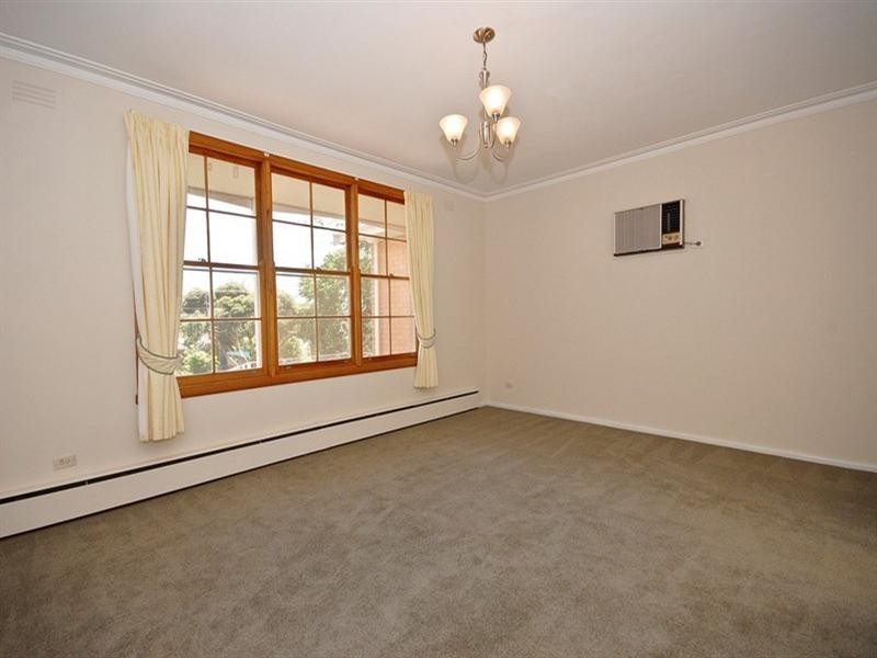 12 Gairns Court, Croydon VIC 3136