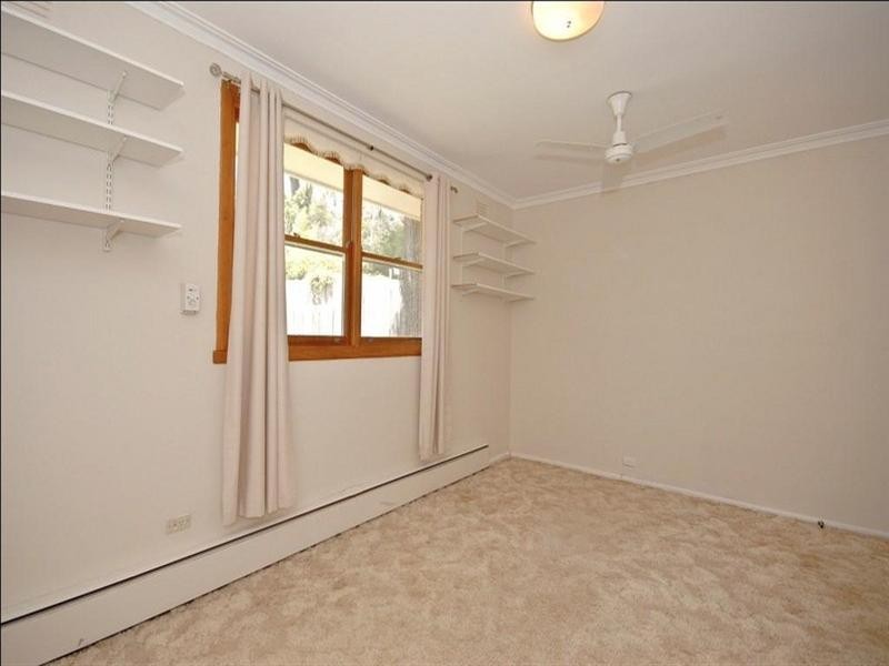 12 Gairns Court, Croydon VIC 3136