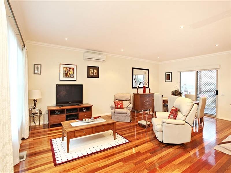 6 View Street, Croydon VIC 3136