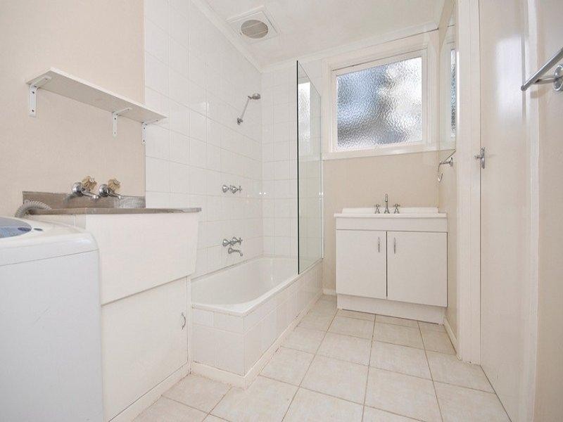 4/49 Diane Crescent, Croydon VIC 3136