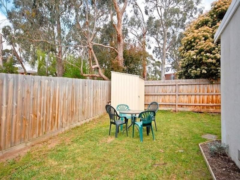 4/49 Diane Crescent, Croydon VIC 3136