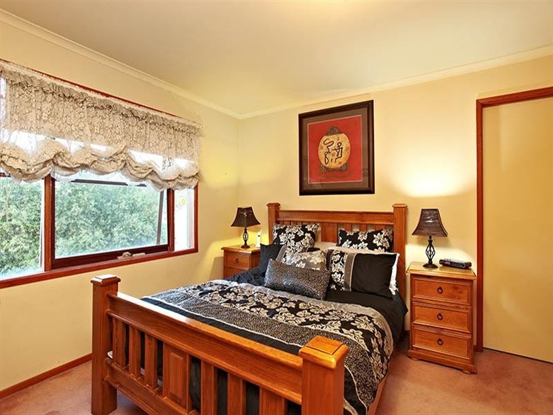 30A BELMONT ROAD West, Croydon South VIC 3136