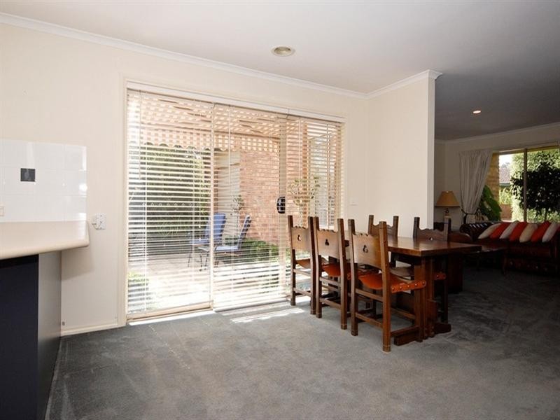 2,184-186 Dorset Road, Croydon VIC 3136