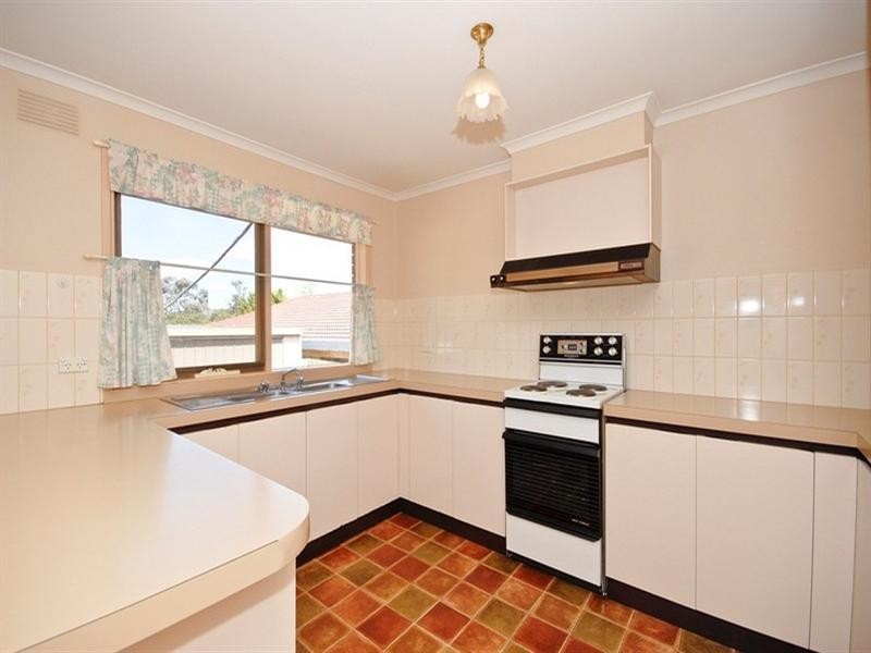 6 Crestway, Lilydale VIC 3140