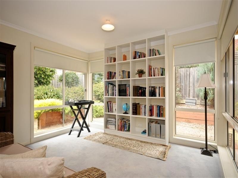 15 PAULA Way, Chirnside Park VIC 3116