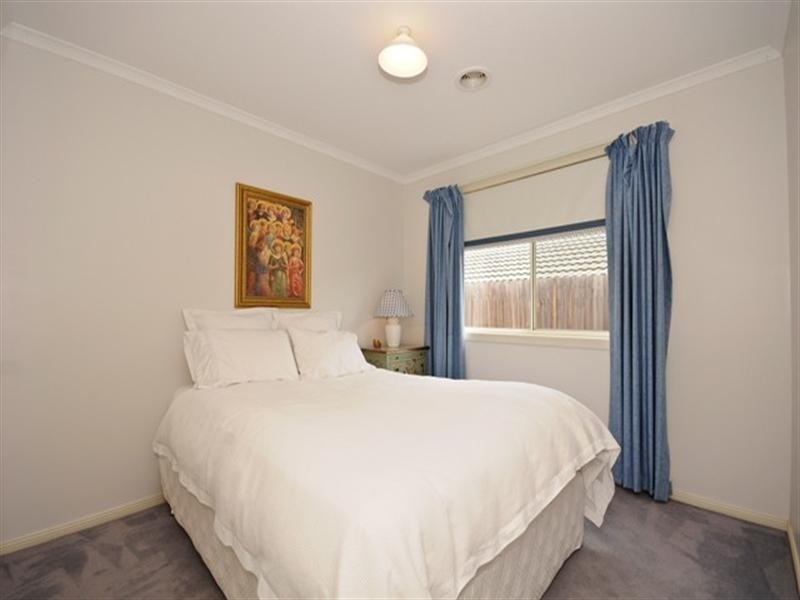 15 PAULA Way, Chirnside Park VIC 3116