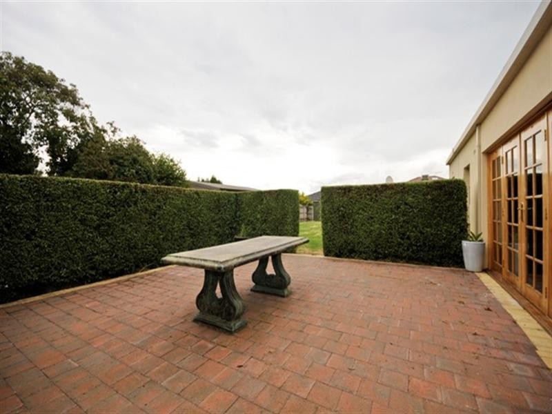 60 COUNTRY CLUB Drive, Chirnside Park VIC 3116