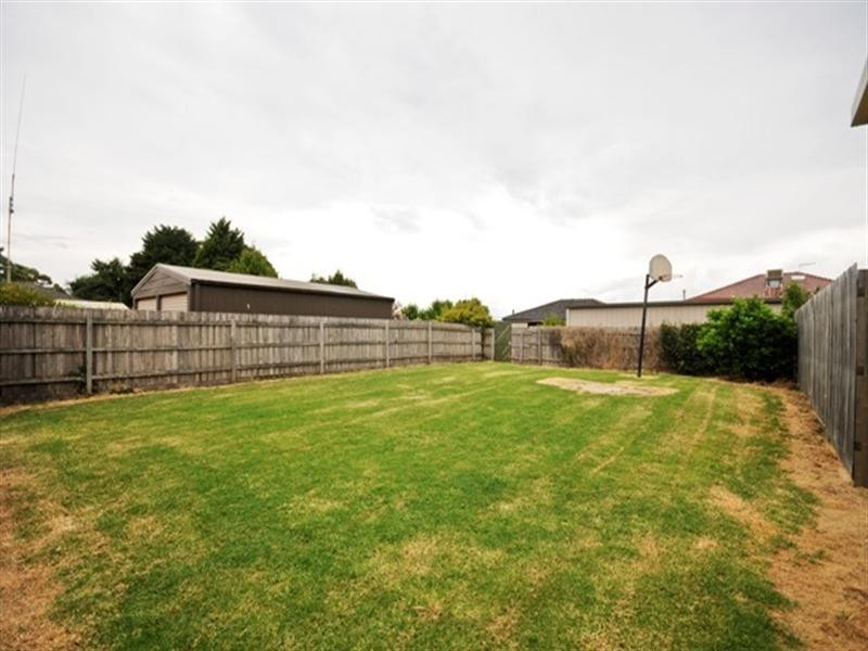 60 COUNTRY CLUB Drive, Chirnside Park VIC 3116