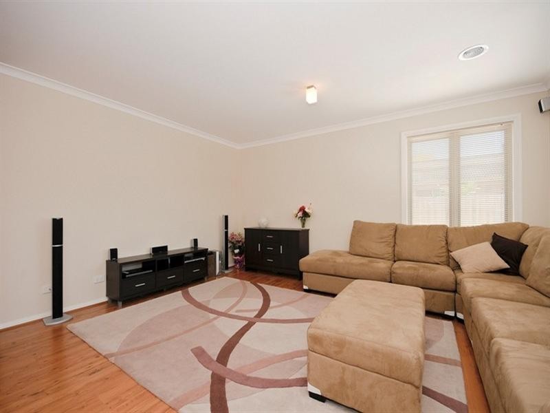 1A Cowley Court, Mooroolbark VIC 3138