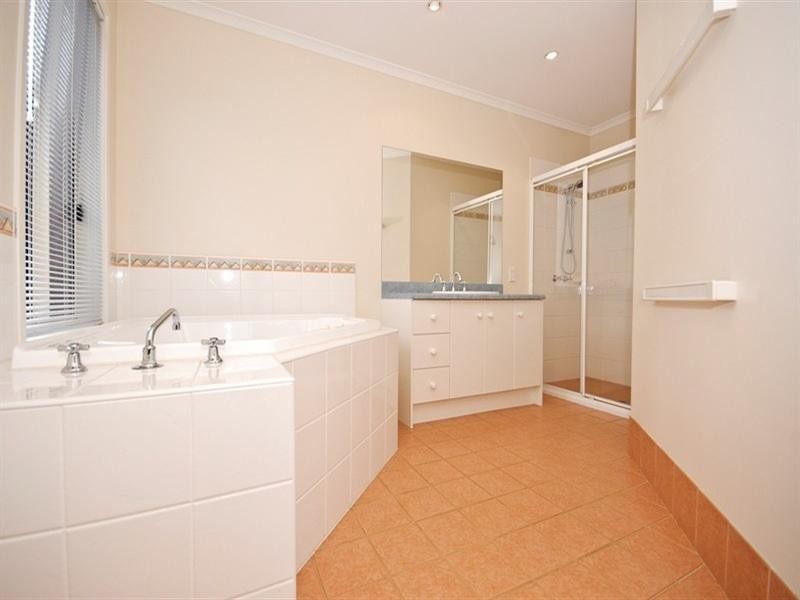 19 GLENPARK Drive, Wonga Park VIC 3115