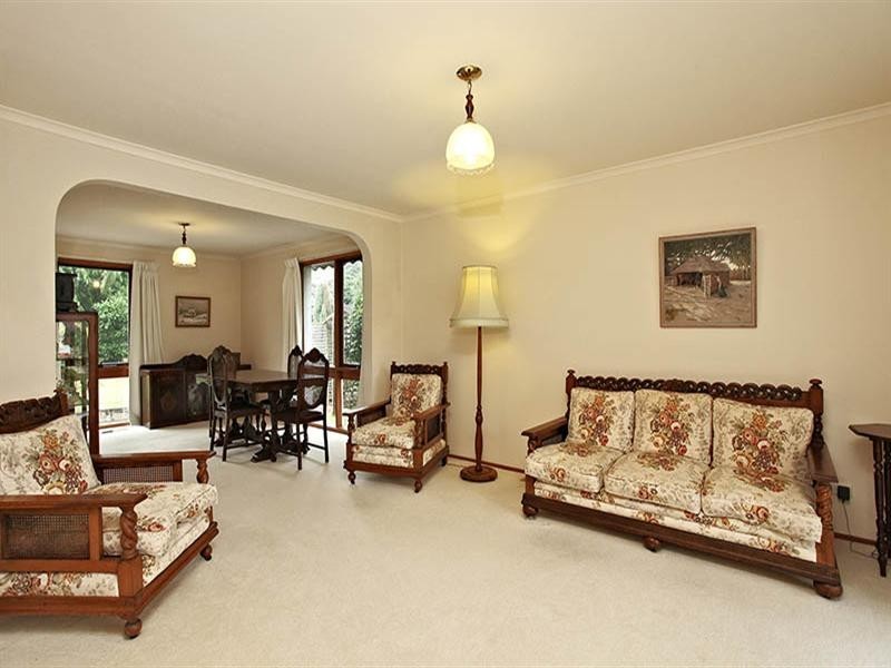 174 NANGATHAN Way, Croydon North VIC 3136