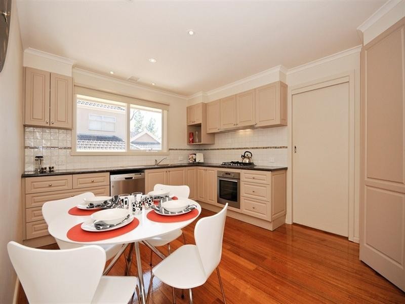 2 AMINGA Court, Croydon VIC 3136