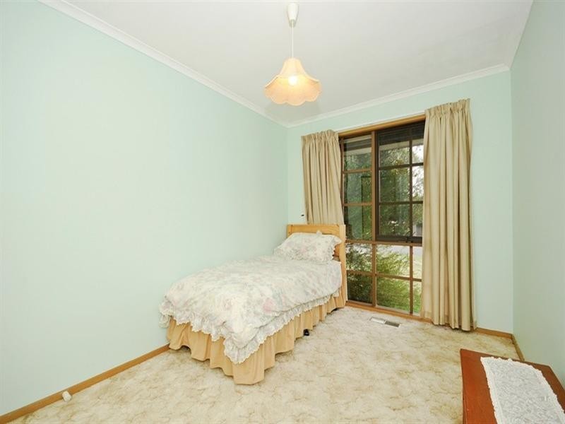 47 ROSEMARY Avenue, Croydon Hills VIC 3136