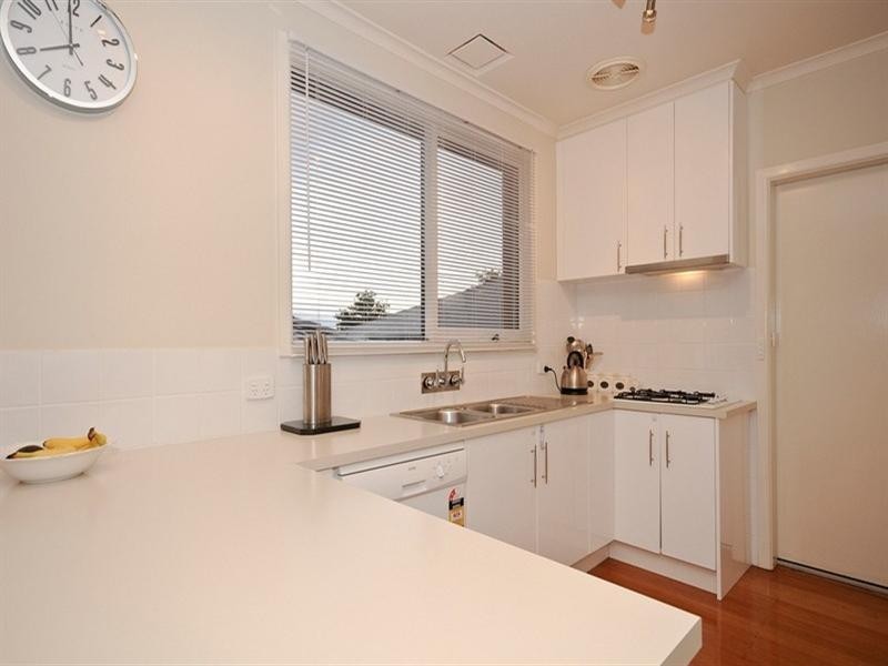 117 MANCHESTER Road, Mooroolbark VIC 3138