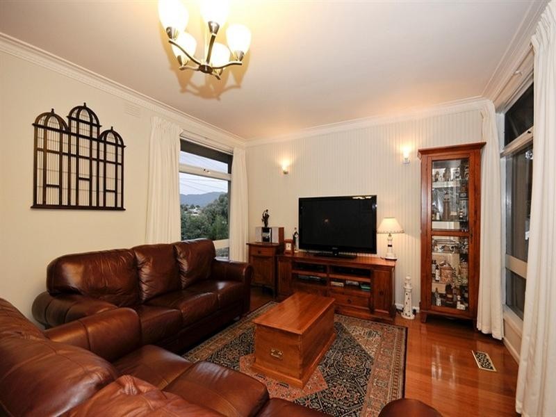 117 MANCHESTER Road, Mooroolbark VIC 3138