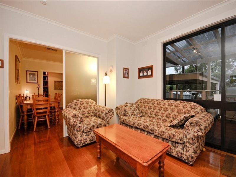 117 MANCHESTER Road, Mooroolbark VIC 3138