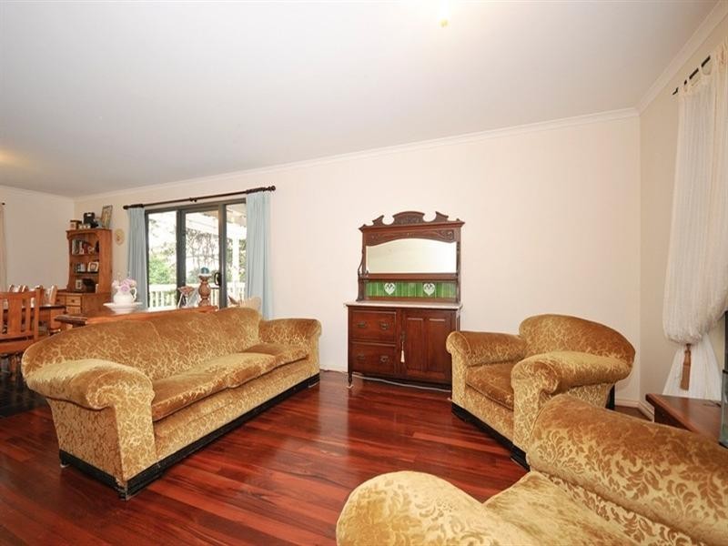 17 BASTOW Road, Lilydale VIC 3140