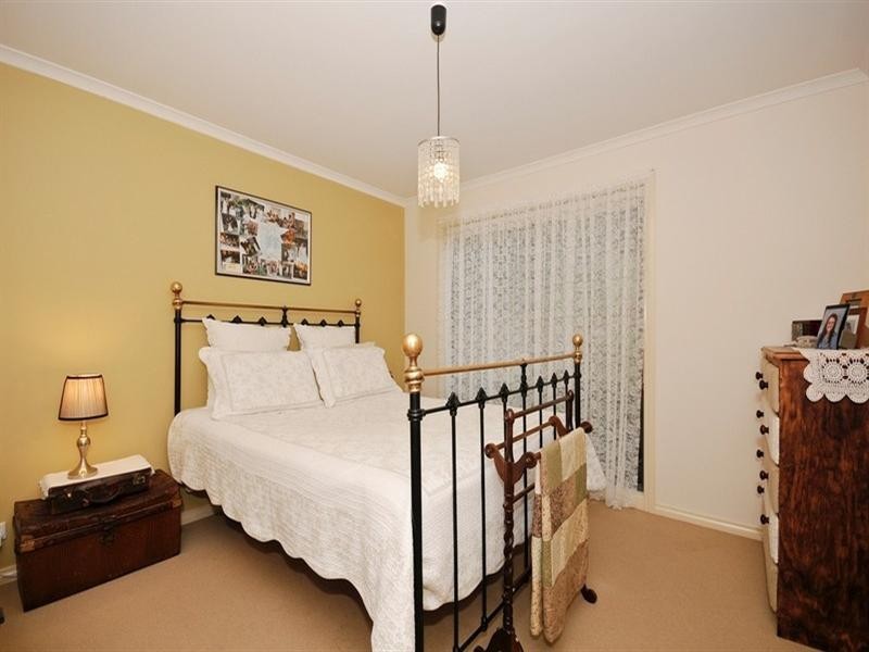 17 BASTOW Road, Lilydale VIC 3140