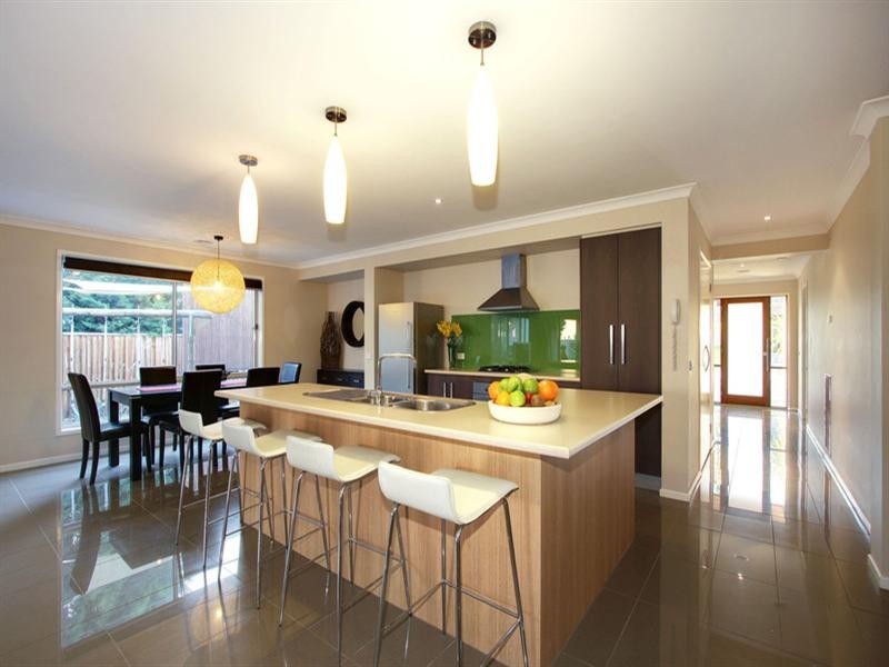 5 INGLEWOOD Close, Croydon VIC 3136