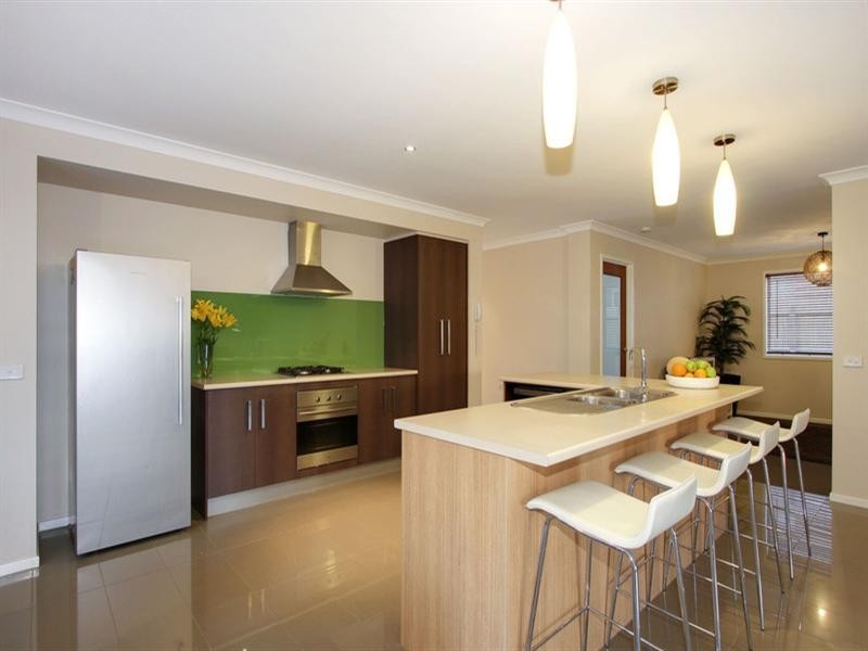 5 INGLEWOOD Close, Croydon VIC 3136