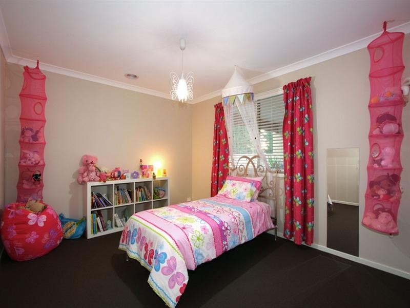 5 INGLEWOOD Close, Croydon VIC 3136