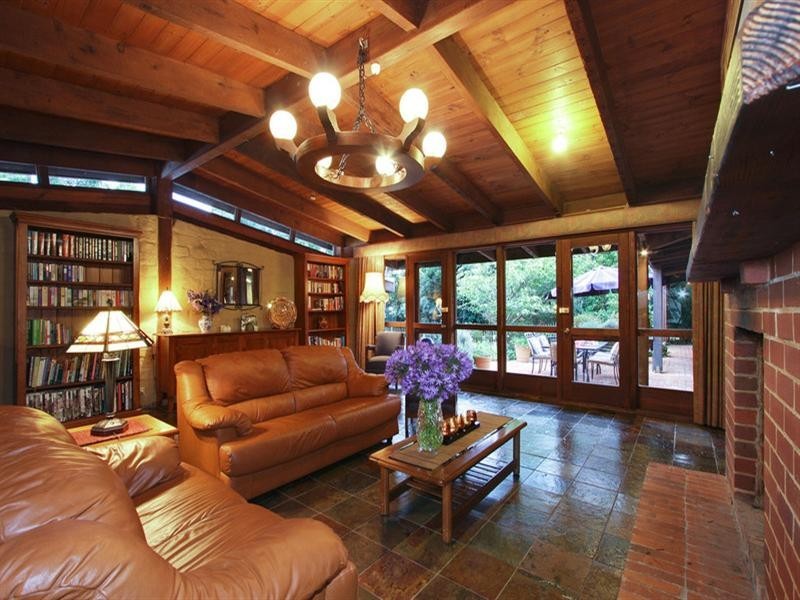 200 WONGA Road, Warranwood VIC 3134