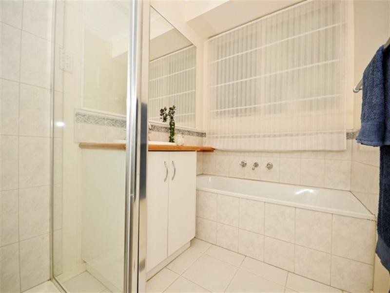 13 HIGHLEIGH Court, Mooroolbark VIC 3138
