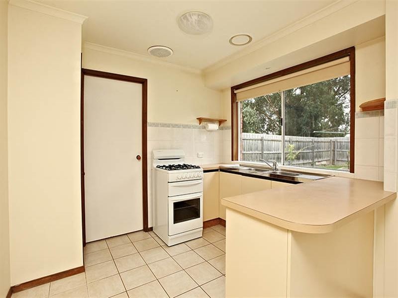 6 LAURA Court, Bayswater North VIC 3153