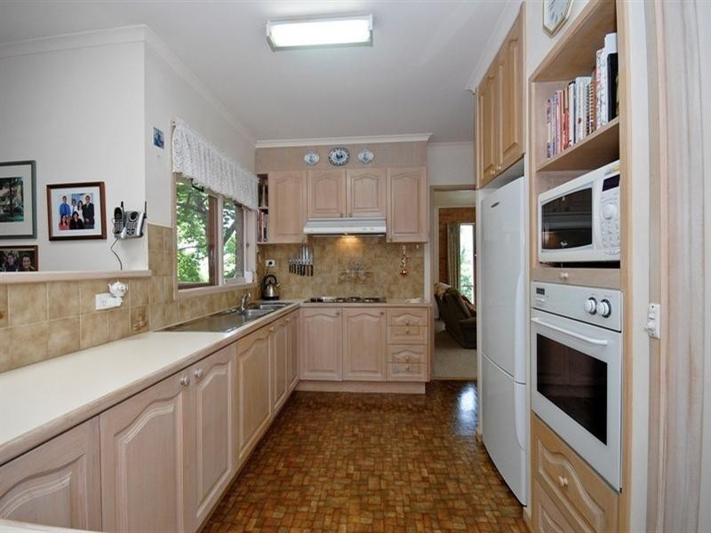 41 wilson Concourse, Croydon North VIC 3136