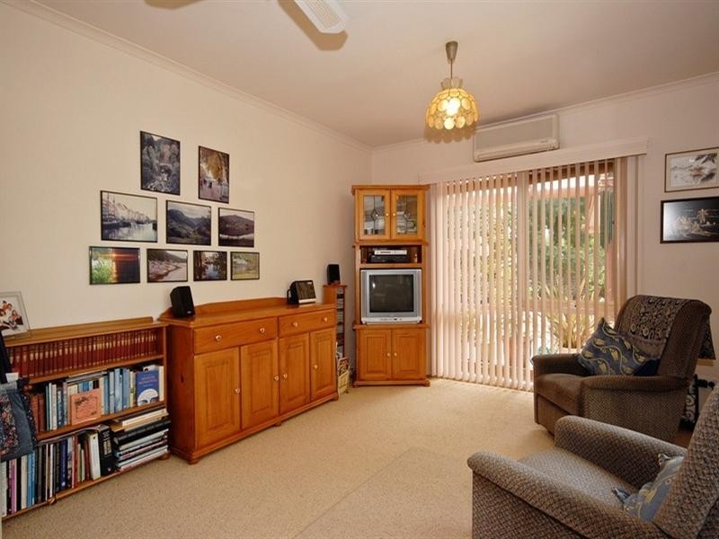 41 wilson Concourse, Croydon North VIC 3136