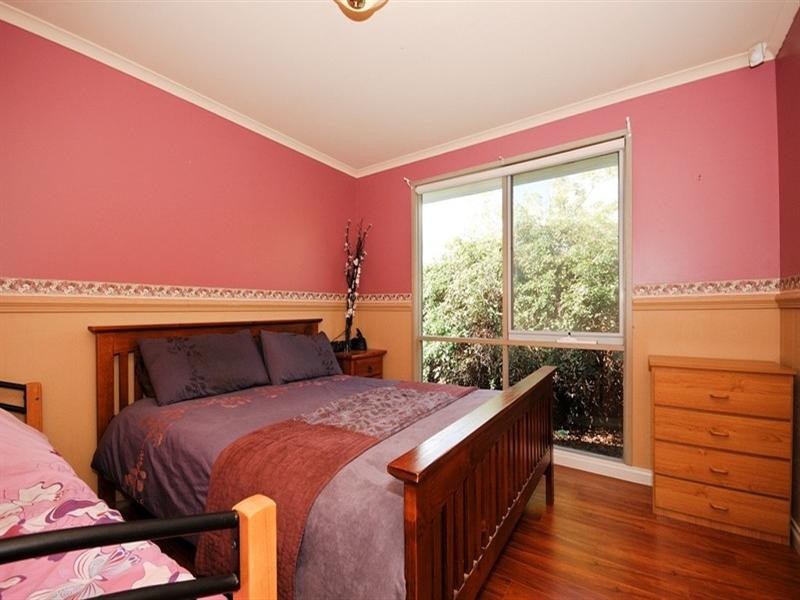 13 YERING Place, Chirnside Park VIC 3116