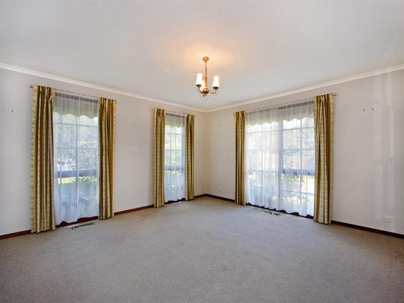 U1/17 – 19 Leigh Road, Croydon VIC 3136