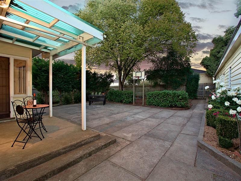 26 Karingal Street, Croydon North VIC 3136