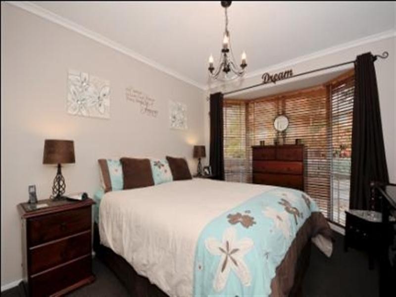 30 Latrobe Court, Croydon Hills VIC 3136